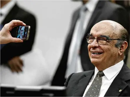  ??  ?? O deputado federal Bonifácio de Andrada (PSDB-MG), relator da denúncia contra o presidente Michel Temer na CCJ