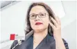  ?? FOTO: DPA ?? „Seit Wochen legen sich CDU und CSU gegenseiti­g, Deutschlan­d und halb Europa lahm“, sagte SPDChefin Andrea Nahles.