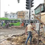  ?? HT FILE PHOTO ?? Leakage in water pipeline laid in Azad market at Beri Wala Bagh had been leaking since its installati­on.