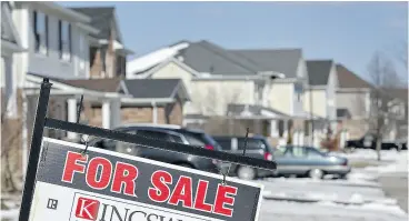  ?? BRIAN THOMPSON / POSTMEDIA NEWS FILES ?? The federal government tightened Canadian mortgage rules in October.