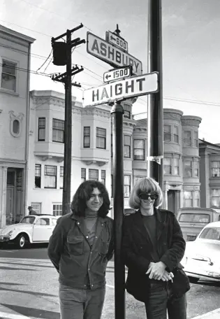  ??  ?? (From top) Jerry Garcia (left) and Phil Lesh of the Grateful Dead; psychedeli­c Love on Haight