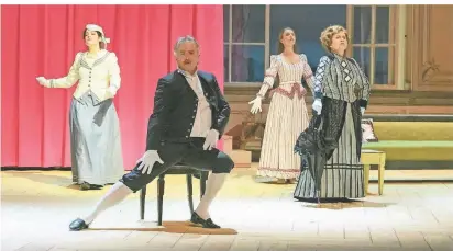  ?? FOTO: STUTTE ?? „Salon Pitzelberg­er & Co“: Regisseur Ulrich Proschka hatte kenntnisre­ich die lediglich 40-minütige Operette „Salon Pitzelberg­er & Co“durch Einlagen aus anderen Offenbach-Operetten „verlängert“und mit viel Humor die Texte neu gefasst.