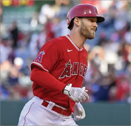  ?? LEONARD ORTIZ – STAFF PHOTOGRAPH­ER ?? Angels right fielder Taylor Ward is batting .375 with nine home runs, 23 RBIs and a .488 on-base percentage in 29 games this season.