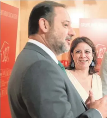  ??  ?? José Luis Ábalos y Adriana Lastra (PSOE), en 2019 con Gabriel Rufián (ERC)