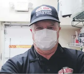  ?? Suministra­da ?? Frankie Thon se quedó sin trabajo en el béisbol organizado y desde finales de febrero está laborando como repartidor de pizzas en Papa John's en Miami.