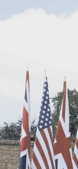  ??  ?? US president Donald Trump and Prime Minister Theresa May make their way to a joint press conference following their meeting at Chequers yesterday