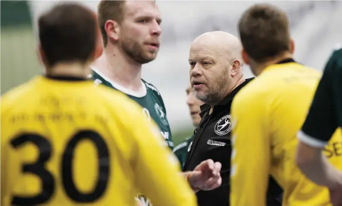  ?? BILD: KRISTER ANDERSSON ?? HK Varbergs tränare Christer ”CK” Karlsson lämnar laget efter säsongen.