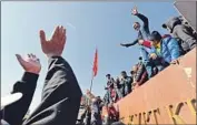  ?? Vladimir Voronin Associated Press ?? PROTESTERS rally in Bishkek, Kyrgyzstan’s capital, over what they view as a fraudulent election.