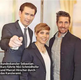  ??  ?? Bundeskanz­ler Sebastian Kurz führte Nici Schmidhofe­r und Marcel Hirscher durch das Kanzleramt.