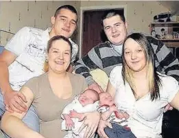  ??  ?? ●●Kenny Cassinelli and partner Cadena Gradwell with their baby Megan and Callum and partner Kaylee Devall with their son Reece