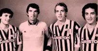 ?? ?? in bianconero
Prandelli da giocatore della Juventus con Dino Zoff, Roberto Bettega e Claudio Gentile. In bianconero rimase dal 1979 al 1985