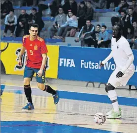  ?? FOTO: UEFA ?? Sergio Lozano durante el partido ante Francia