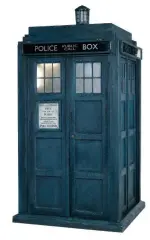  ??  ?? The classic 1929 TARDIS version