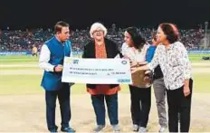  ?? Courtesy: BCCI ?? Sunil Gavaskar with Shobha Pandit, Ujwala Nikam and Amruta Shinde at One Time Benefit for Women Cricketers in Pune.