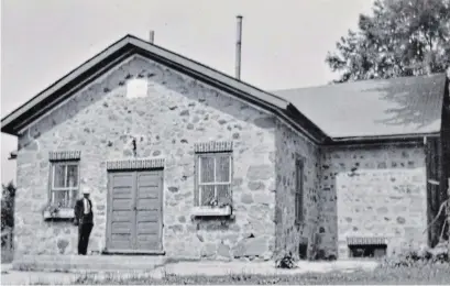  ?? JOYCE STANKIEWIC­Z COLLECTION ?? Joyce (Sauder) Stankiewic­z provided several photos of Riverbank from her time there in the 1940s. Here, school trustee Elver Sauder (Joyce’s father) stands at the entrance to Riverbank circa 1940.