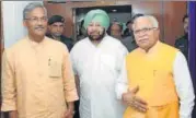  ?? KESHAV SINGH/HT PHOTO ?? (From left) Uttarakhan­d CM TS Rawat, Punjab CM Capt Amarinder ▪Singh and Haryana CM ML Khattar in Chandigarh on Monday. HP CM Jai Ram Thakur joined via video conference.