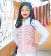  ??  ?? PEQUEÑA. Saylin era una niña educada, según su madre, y asistía con vestimenta formal a su iglesia.