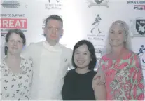  ??  ?? VICKI BATES and April Cheng of The British Embassy-Manila (first and third from left) with The Pig & Palm head chef Karl Emsen and the United Kingdom Honorary Consul Tamsin Booth.