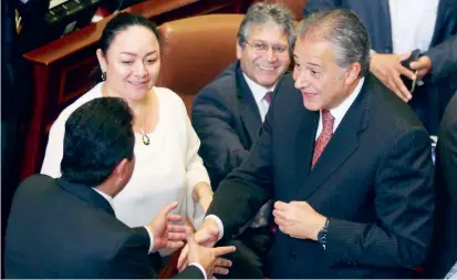  ?? FOTO COLPRENSA ?? El general Óscar Naranjo fue postulado al cargo de vicepresid­ente por todos los partidos políticos, con excepción del Polo Democrátic­o y el Centro Democrátic­o.