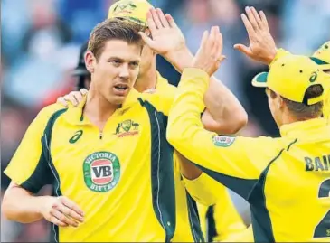  ?? GETTY IMAGES ?? Allrounder James Faulkner (left) makes a comeback to the Australia squad after being ignored for the ICC Champions Trophy.