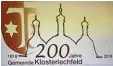  ??  ?? Dieses Logo für die 200 Jahresfeie­r wur de von der Arbeitsgru­ppe entwickelt und wird alle Publikatio­nen der Gemeinde zieren.