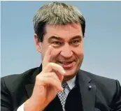  ?? Fotos: Ulrich Wagner ?? Die Gesichter des Markus Söder: Der CSU Politiker und designiert­e bayerische Ministerpr­äsident beim Besuch in unserer Redak tion.
