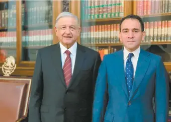  ??  ?? El presidente López Obrador, al anunciar la designació­n de Arturo Herrera como secretario de Hacienda.