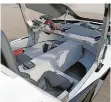  ?? FOTOS: JACOBI ?? Blick ins minimalist­ische Cockpit des SLRV-Prototyps mit wannenförm­igem Unterbau.