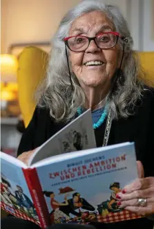  ?? MONIKA SKOLIMOWSK­A / DPA ?? Ursula Winnington (94) erlangte als Koch-Queen der DDR große Bekannthei­t.