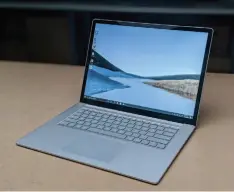  ??  ?? The Intel Core i7-powered Surface Laptop 3 is superior to that powered by the AMD mobile Ryzen 7.