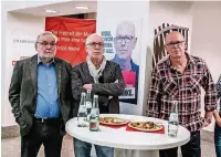  ??  ?? Die Linke konnte den dritten Platz im Bund nicht verteidige­n. Hier: Lutz Pfundner, Wolfgang Zimmermann und Udo Bonn (v.li.).