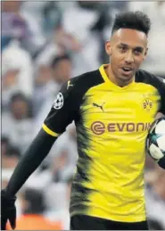  ??  ?? FUTURO. Aubameyang, durante un partido con el Dortmund.