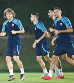  ?? Agence France-presse ?? Croatia’s players take part in a training session on the eve of their match against Canada.