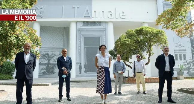  ??  ?? Volti
Da sinistra: il presidente della Biennale Roberto Cicutto, Alberto Barbera (direttore Cinema), Cecilia Alemani (Arte), Ivan Fedele (Musica), Antonio Latella (Teatro) e Hashim Sarkis (Architettu­ra) Foto: Pattaro/ Vision