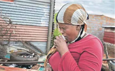  ?? Noorani
Photo: Shehzad ?? South Africa’s TB incidence is about 700/100 000, one of the highest in the world. The disease is thought to be responsibl­e for a significan­t proportion of the more than 100 000 deaths reported by the South African Medical Council during the Covid-19 pandemic.