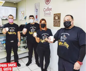  ?? Suministra­da ?? Los integrante­s del nuevo grupo de baristas son empleados del deli “Coffee Break” de la institució­n hospitalar­ia.