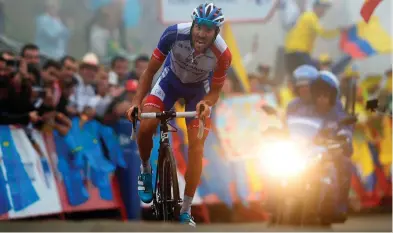  ?? GETTY IMAGES ?? Groupama-FDJ’s Thibaut Pinot races to win the yesterday’s stage of the Vuelta a Espana