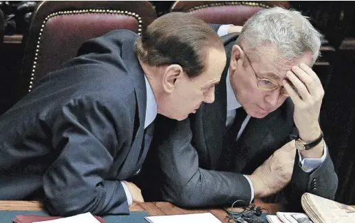  ?? Ansa ?? La coppia Silvio Berlusconi con il suo eterno ministro dell’Economia Tremonti