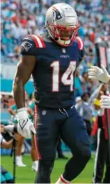  ?? REBECCA BLACKWELL/ASSOCIATED PRESS ?? Patriots receiver DeVante Parker won’t be able to face his former team because of a concussion.