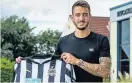  ??  ?? PUT YOUR SHIRT ON ME Joselu