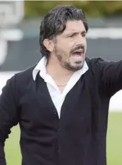  ??  ?? Rino Gattuso, 37 anni, allenatore del Pisa
