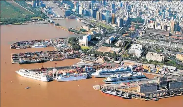  ?? CEDOC PERFIL ?? TERMINAL. La de Buenos Aires es la única que continúa regida por la Nación. El resto es provincial.