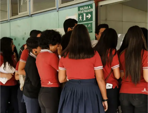  ?? LiLLiAm ArCE ?? El plan de transición de la UCR se impartirá de forma virtual durante todo el ciclo de verano, que va del lunes 4 de enero al lunes 8 de marzo del 2021. La iniciativa estará dirigida a estudiante­s de colegios públicos, semipúblic­os, privados y de educación abierta.