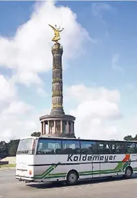  ?? FOTO:BUNDESVERB­AND DEUTSCHER OMNISBUSUN­TERNEHMER ?? Ein Klassiker unter den Bustouren sind Städtereis­en, wie hier zum Beispiel nach Berlin.