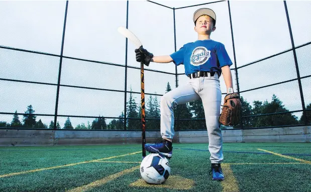  ?? PHOTOS: GERRY KAHRMANN ?? Eight-year-old Mitchell Anderson’s favourite sport is hockey, but he also enjoys playing soccer and baseball.