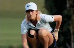  ??  ?? Michelle Wie consigue su quinto triunfo en el LPGA tras ganar en Singapur.