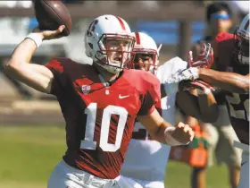  ?? Paul Chinn / The Chronicle 2016 ?? Stanford’s Keller Chryst passed for 962 yards and eight touchdowns in seven games last season. He has 19 career TD passes in 23 games at the school.