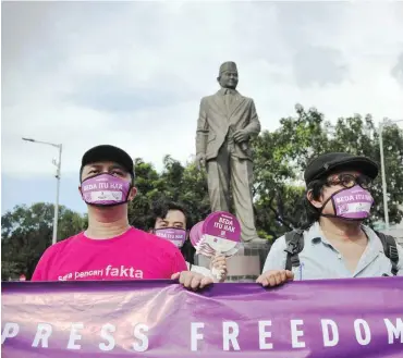  ?? Foto: imago/Xinhua ?? Schon im vergangene­n Jahr protestier­ten Journalist­en in Jakarta gegen die Einschränk­ung der Pressefrei­heit.