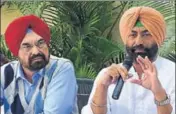  ?? HT FILE ?? AAP high command’s move aims at isolating Sukhpal Khaira (R) and Kanwar Sandhu from other party leaders backing them.