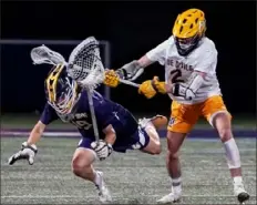  ?? ?? Shady Side Academy’s Nick Anderson, left, and Mt. Lebanon’s Gus Cramer fight for possession in the WPIAL Class 3A boys final.